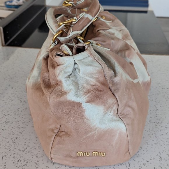 Authwntic Miu miu medium sized leather bag - Picture 1 of 8